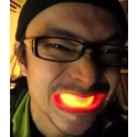 Dents Fluorescentes pour Fêtes